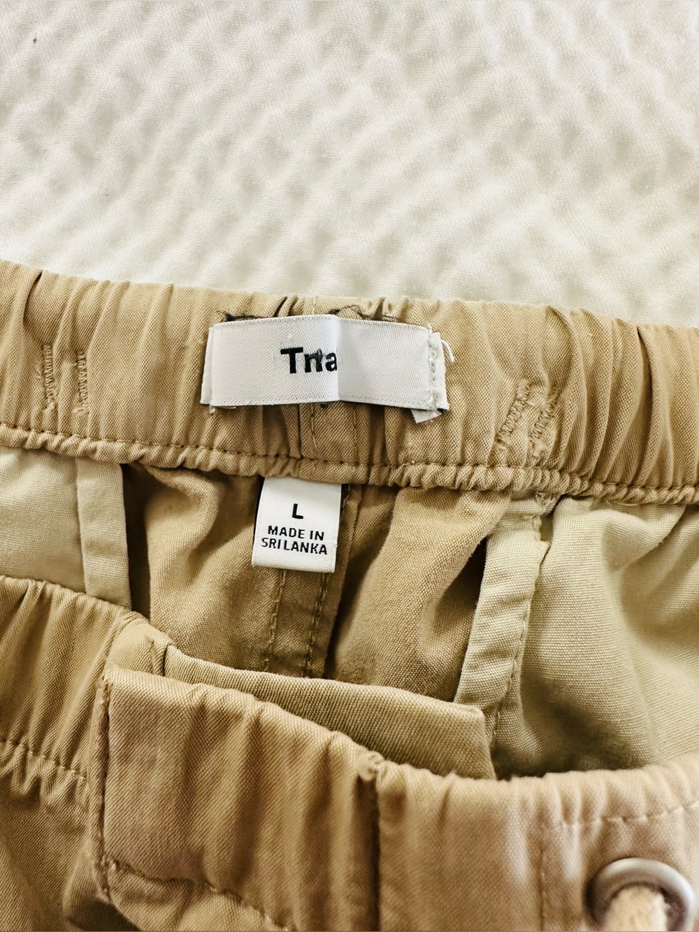 Aritzia Tna Cole Paratroop Cargo Pant in Light Khaki L - Picture 6 of 10